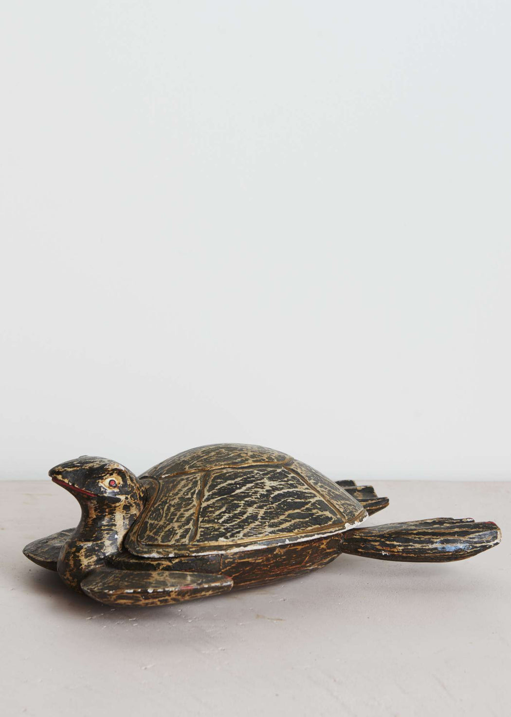 This is a shop, boxes, turtle, Indonesia, decoration, home, interior, unique