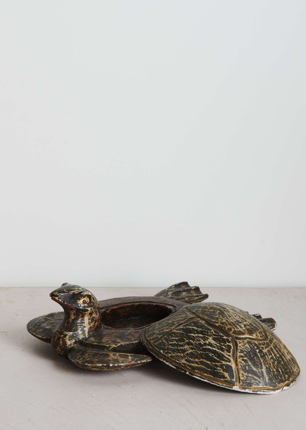 This is a shop, boxes, turtle, Indonesia, decoration, home, interior, unique
