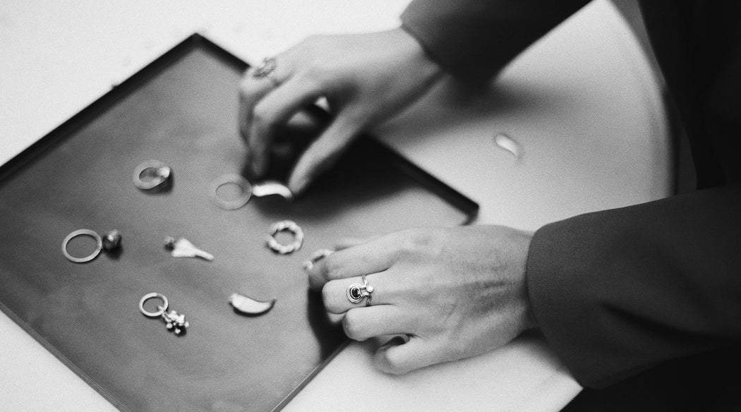 Gold ring jewellery jewelry this is a shop